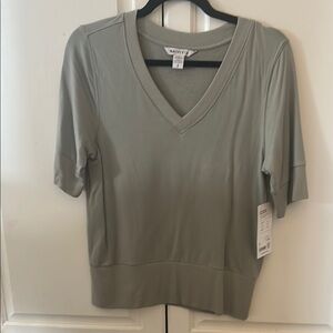 Women's Green V-Neck Top